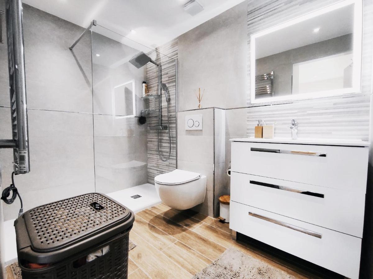 Magnifique Appartement A 5 Min A Pied De La Plage 贝纳尔马德纳 外观 照片